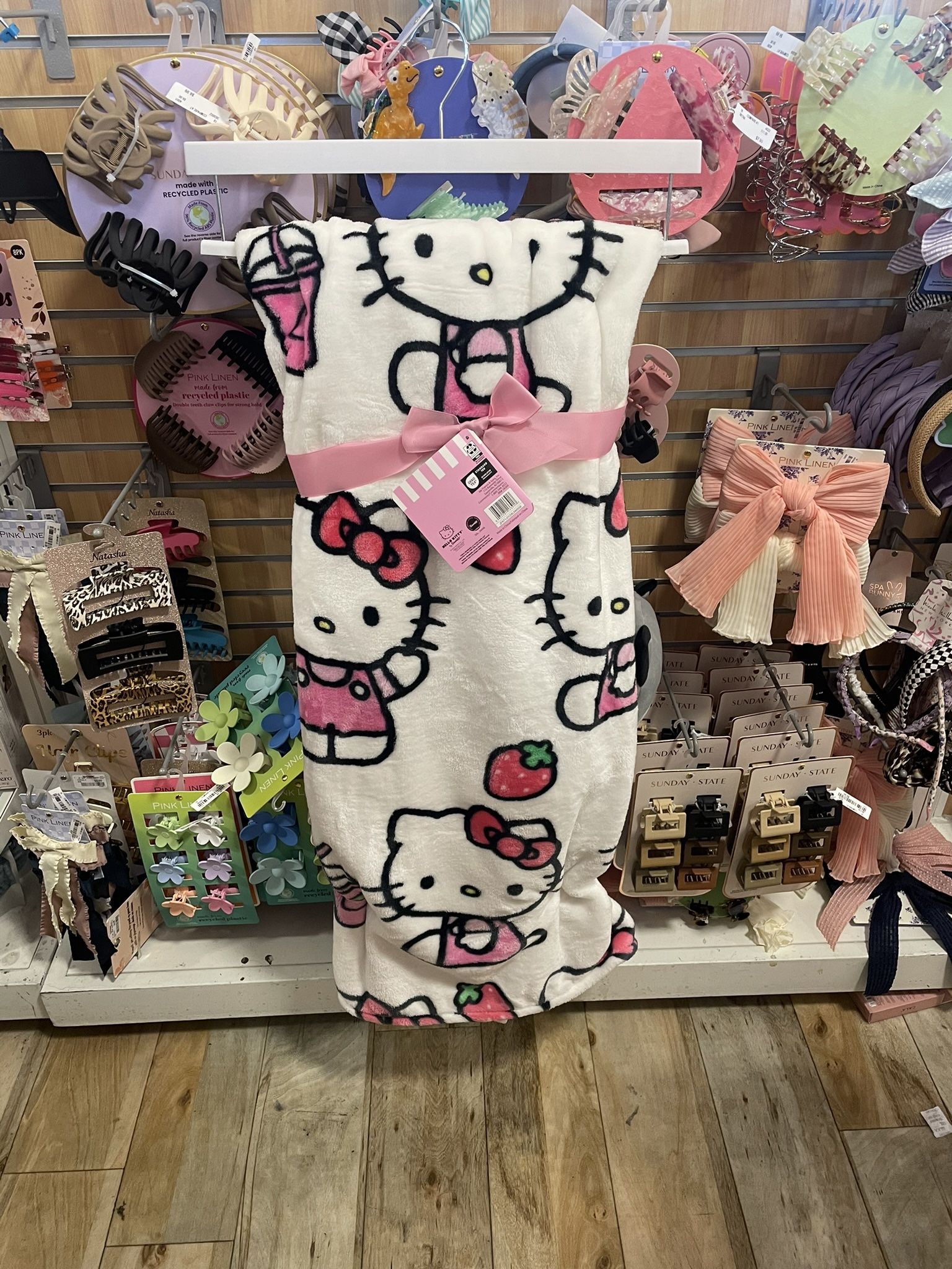 Hello Kitty blanket Throw
