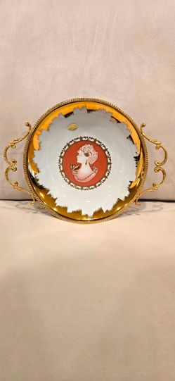 Brand New Elegant Italian Porcelain Bowl Featuring a Classical Portrait With Gold Accents.