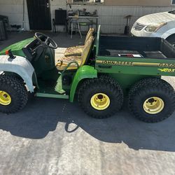 John Deere 6x4 Gas powered Gator