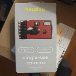 100x Disposable Cameras unopened - 27 Exposures - battery included