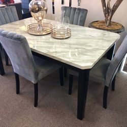 5pc Dining Room Table Set 