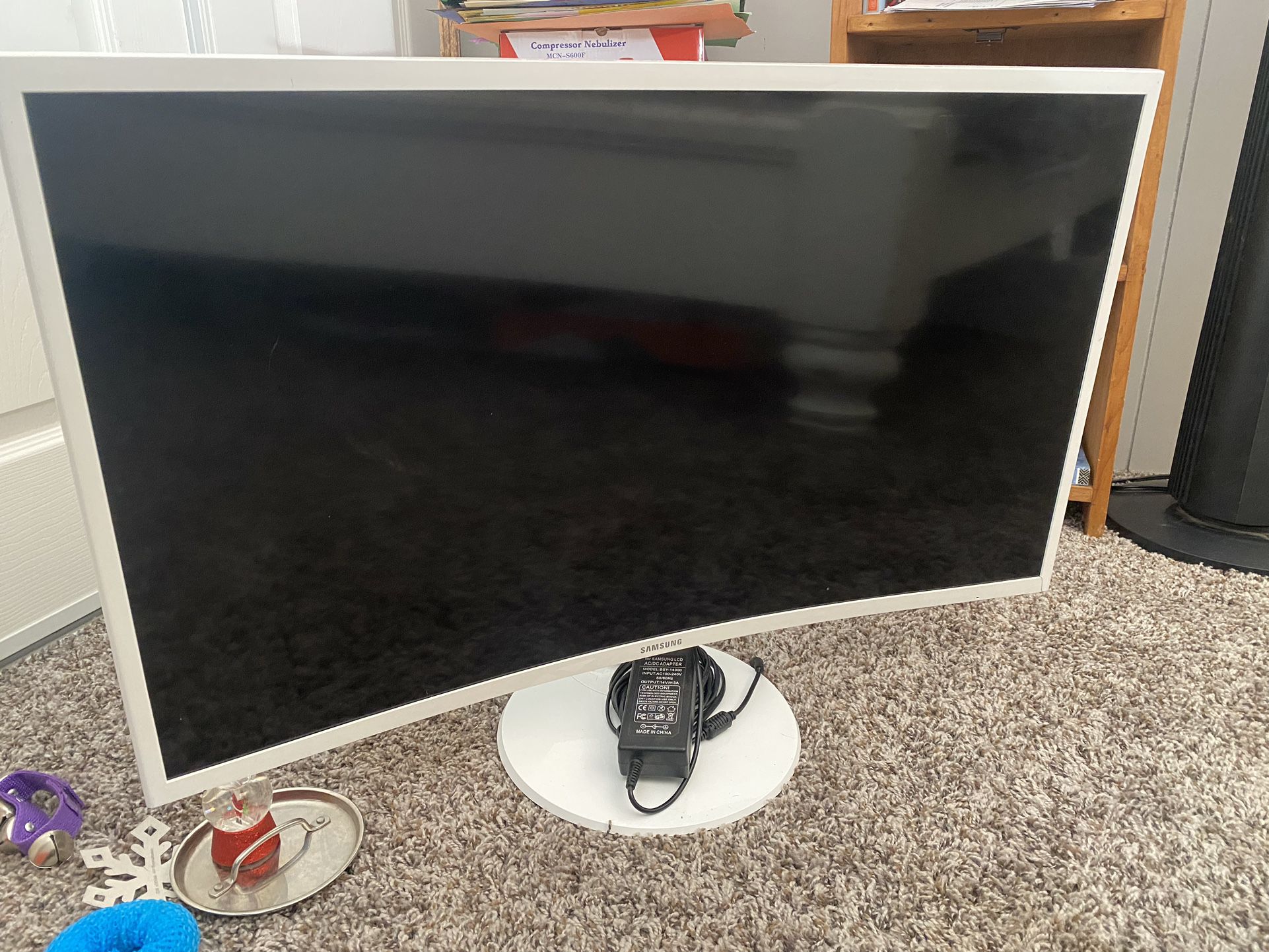 27” Samsung Curved Monitor