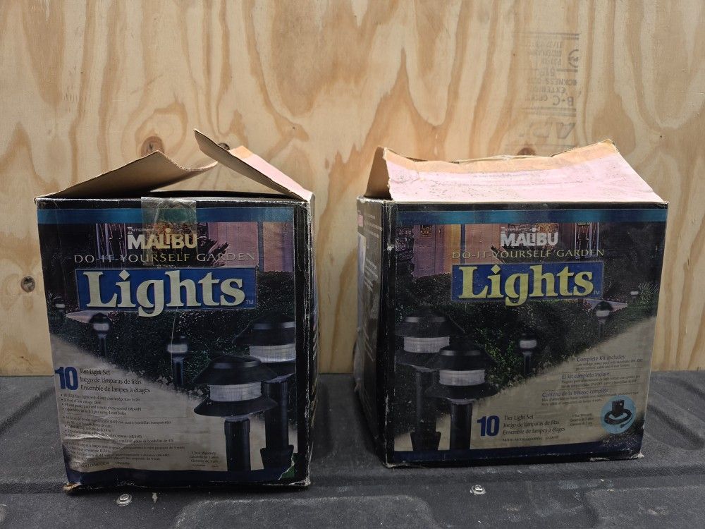 Low Voltage Landscape Light Kits