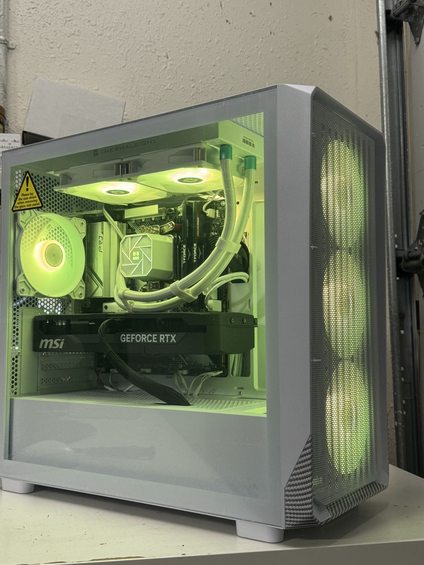 Ryzen 9 7900X / RTX 5070 TI Gaming PC