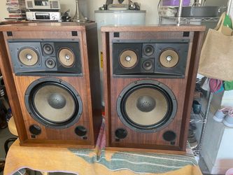 Rare vintage SANSUI SP -1700