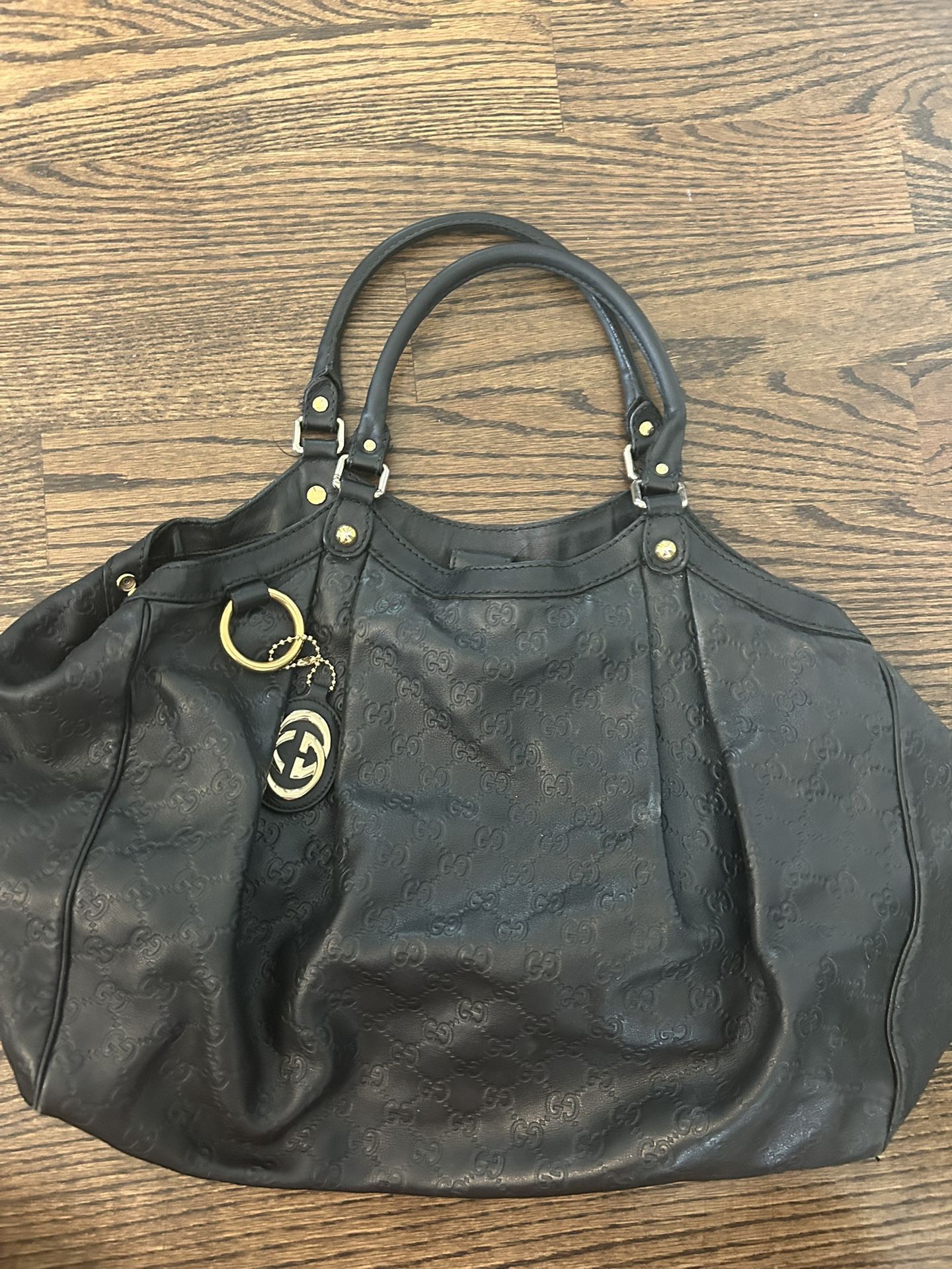 Authentic Gucci Sukey Tote Bag