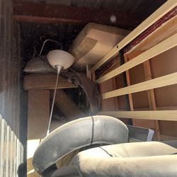 1 Bedroom Apartment Furniture/Supplies