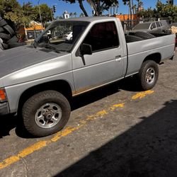 1992 Nissan Pickup