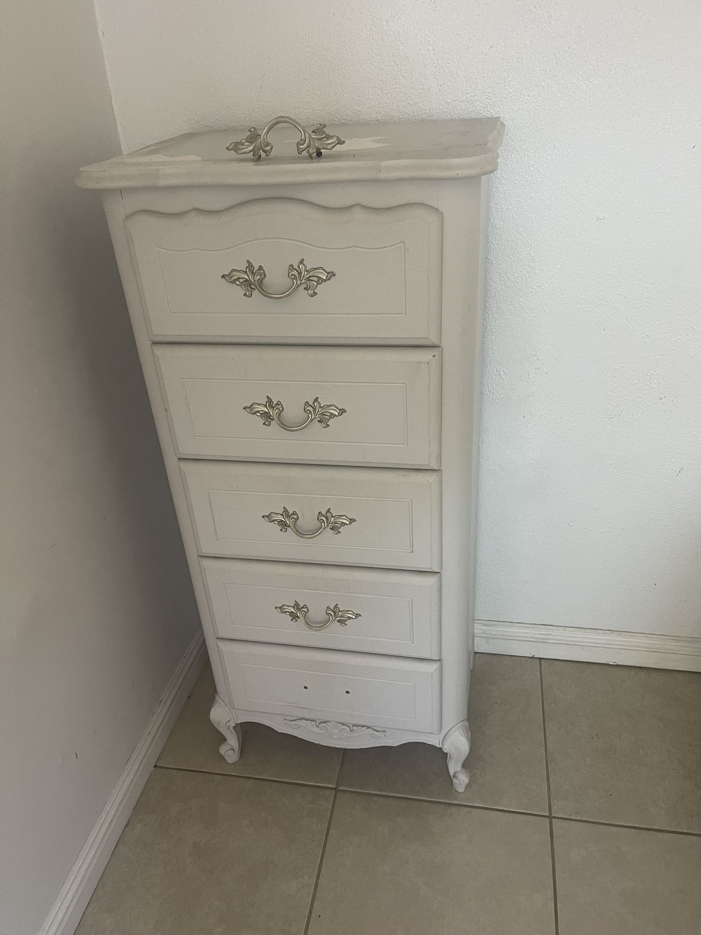 Chest Of Drawers/ Lingerie Dresser/ Shabby Chic Dresser