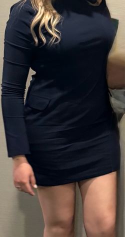 PLT long sleeve dress w faux pockets