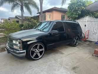 1999 Tahoe 2 door