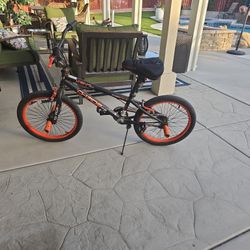 Kent 20" Chaos  Bike,
