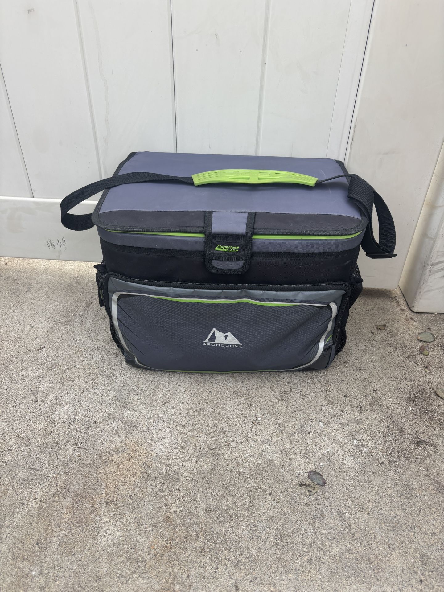 Artic Zone Zipperless Cooler