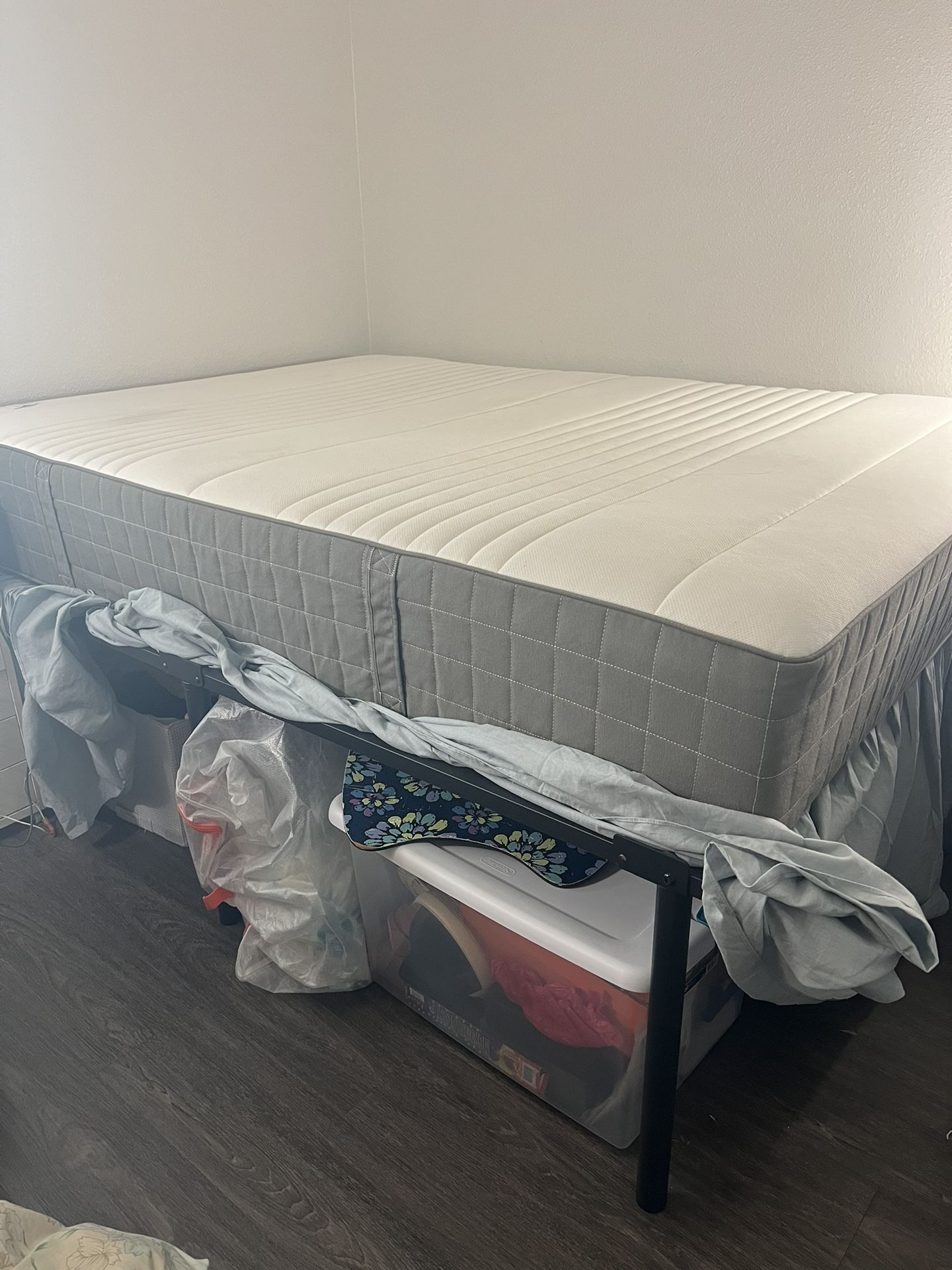 20 inch platform metal bed frame, full size