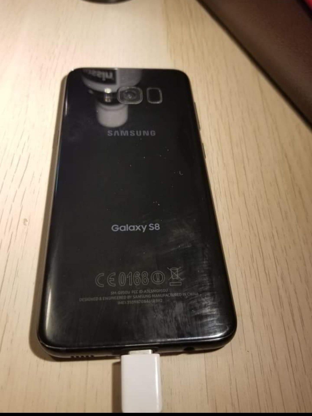 Galaxy s8 tmobile 64gb works perfect for just 120$firm
