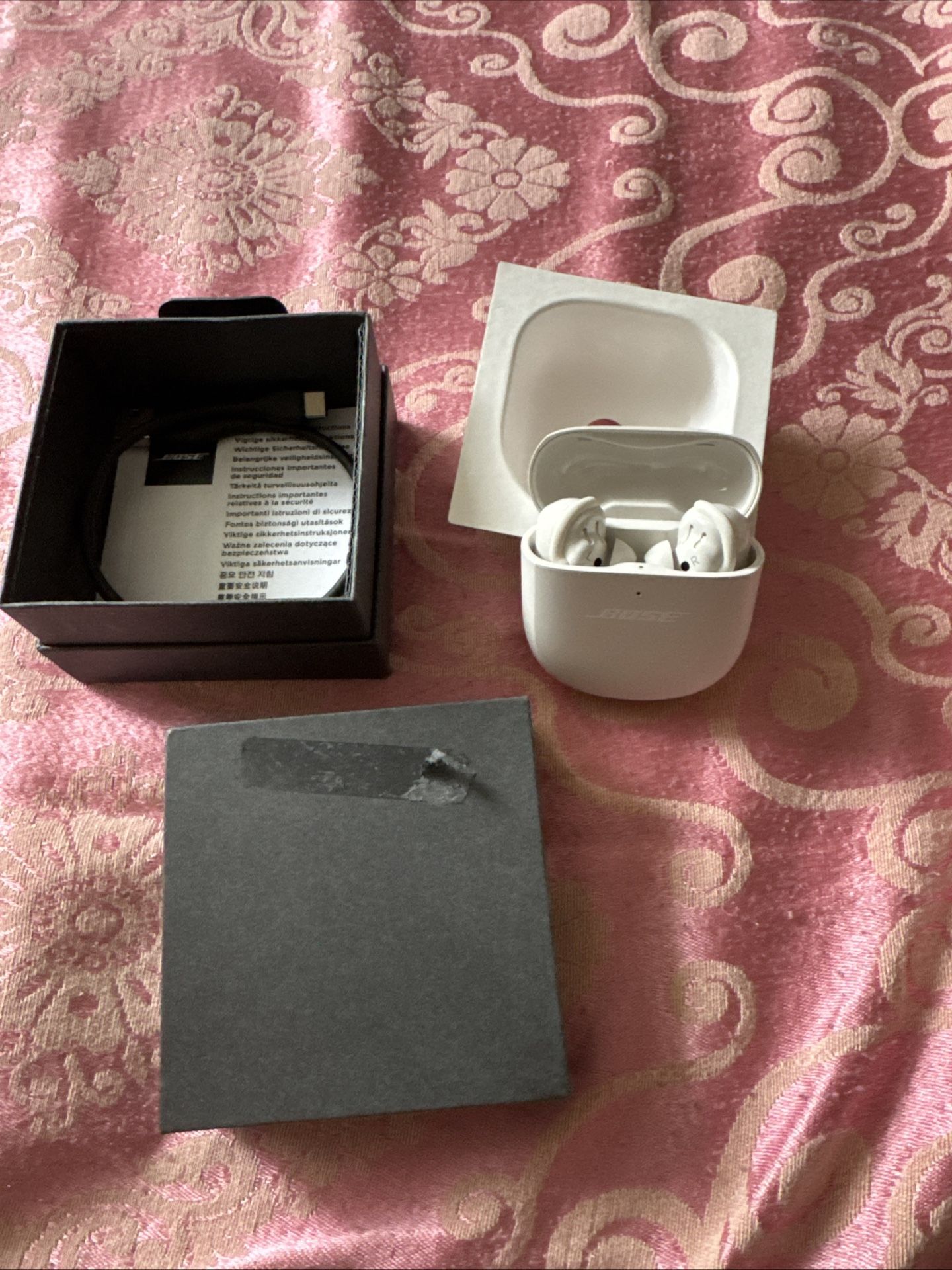 Used Excellent Condition | Bose QuietComfort Earbuds II