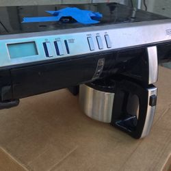  Black & Decker Space Saver Under Cabinet Coffee Maker