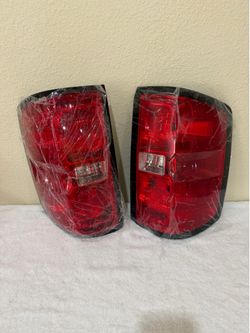 2014-2018 chevy silverado tail lights