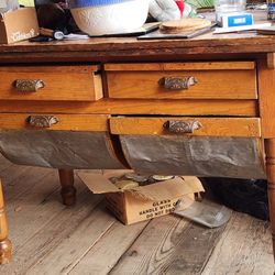 Antique Bakers Belly Btcher Block Table