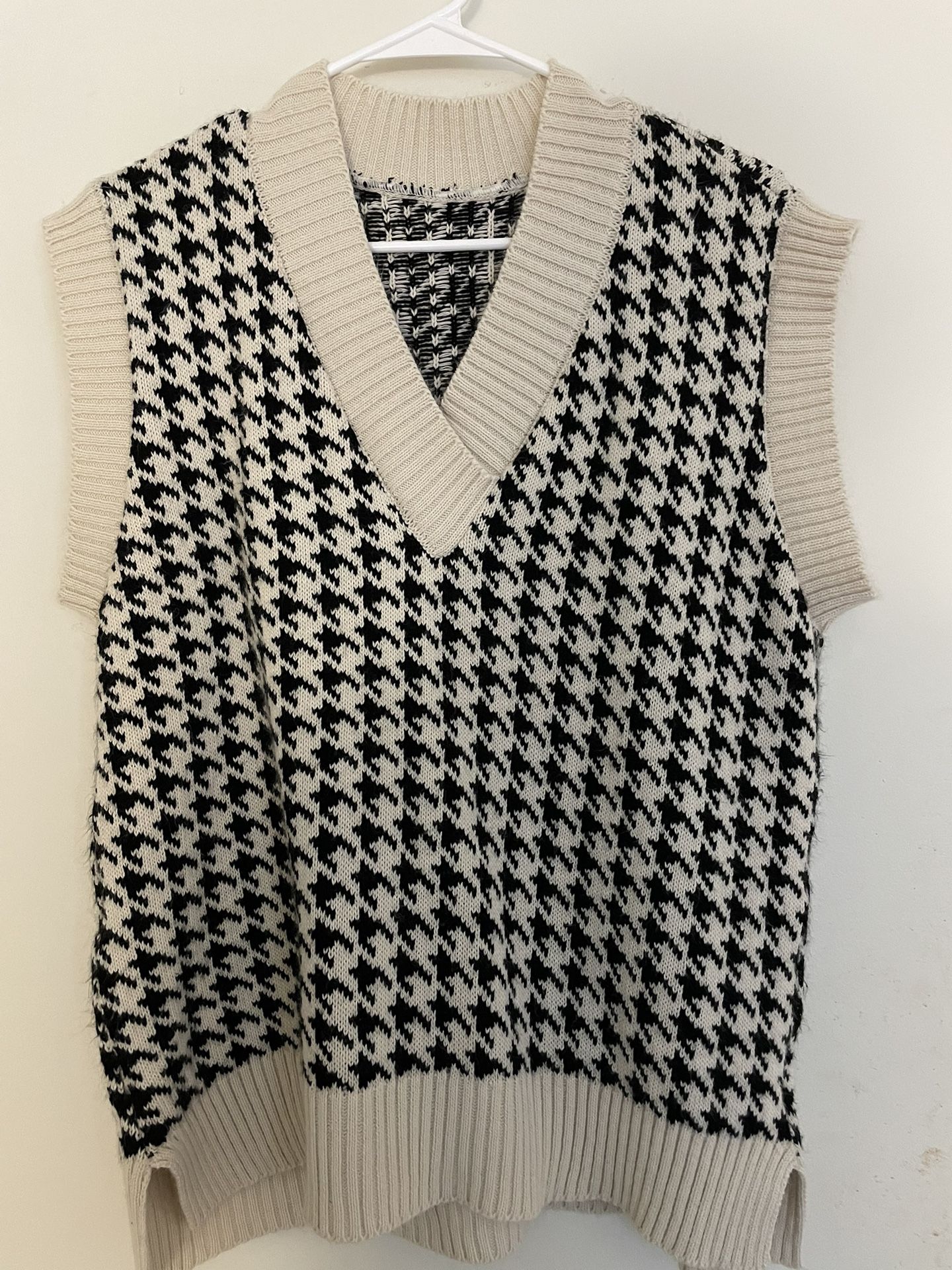 Sweater Vest