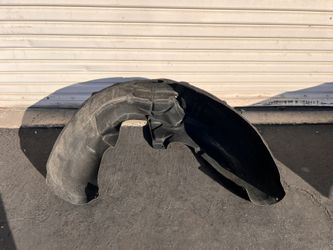 Tesla Model 3 Rear Right Fender Liner Wheel 1081584-00-D