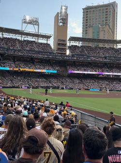 Padres vs Dodgers 5/18