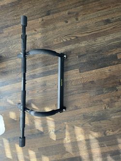 Iron Gym Pull Bar