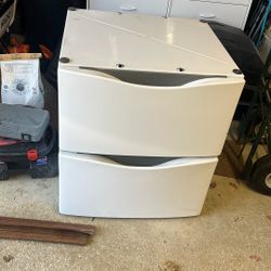 Two Whirlpool Washer/dryer Pedestals 