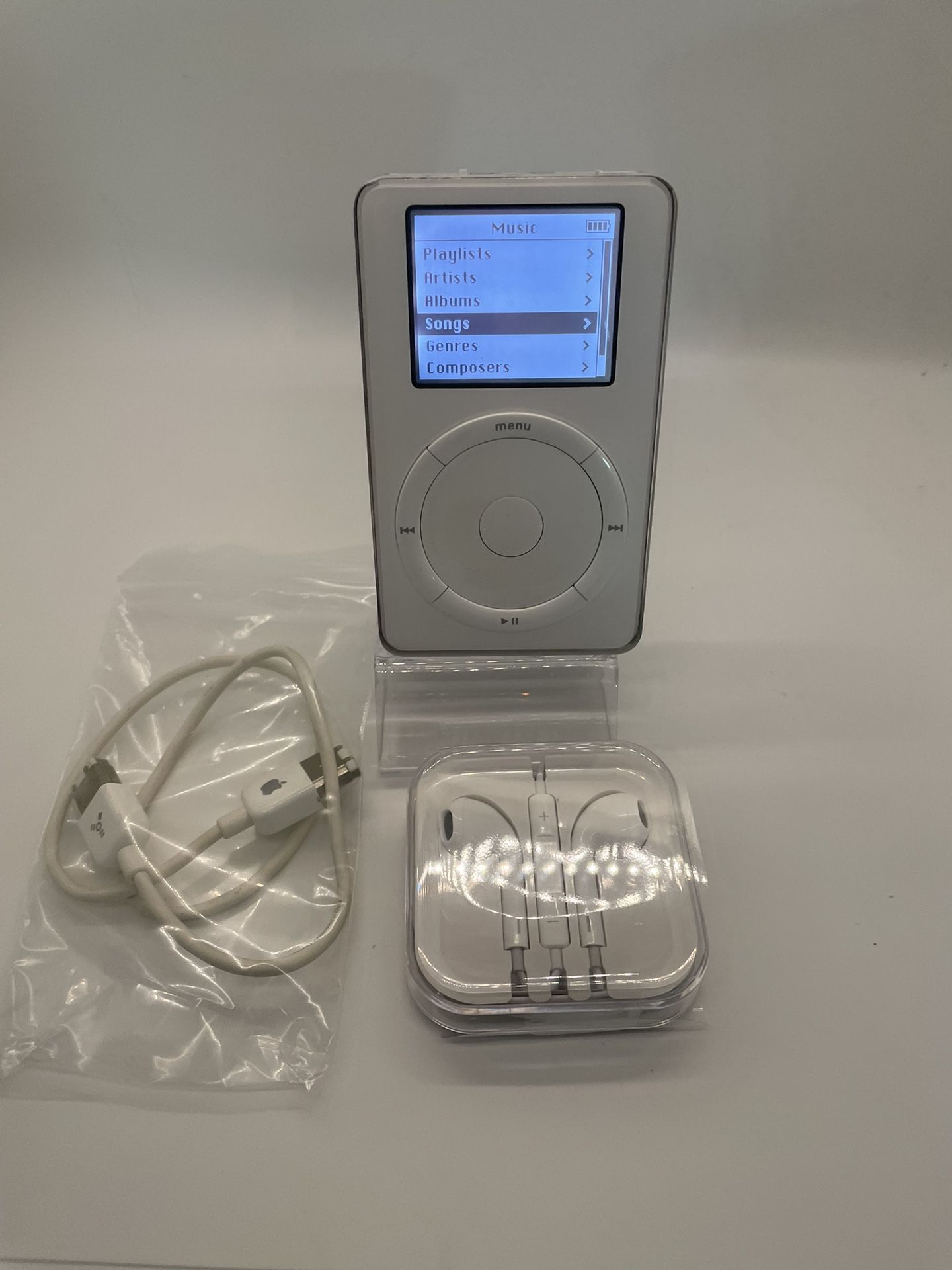Collectors Item Early Model Apple iPod Classic Model A1019 10gb