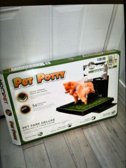 New potty training with tray 30  x 20 inches
