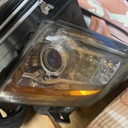 Cadillac Cts Passenger Hid Headlight 