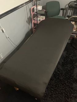 Black Padded Massage Table