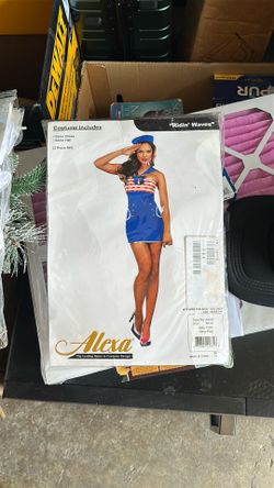 Sexy Sailor Outfit size small (90-120lb)