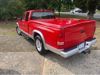 $4,500 4.7 engine 192,000 milles salvaje title