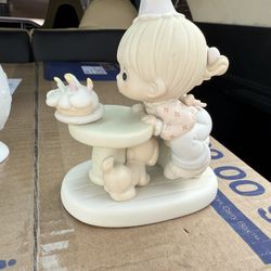Precious Moment Figures 