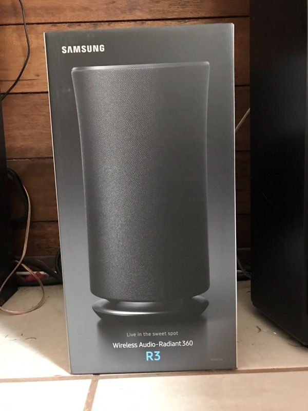 BRAND NEW/SEALED SAMSUNG Radiant360 R3 Speaker Black (MODEL: WAM3500)