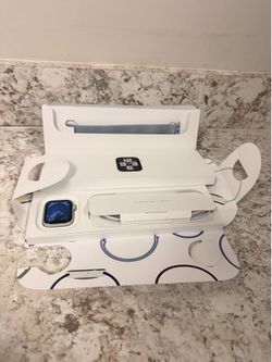 Apple Watch SE 2nd Generation 40MM Silver GPS + Cellular