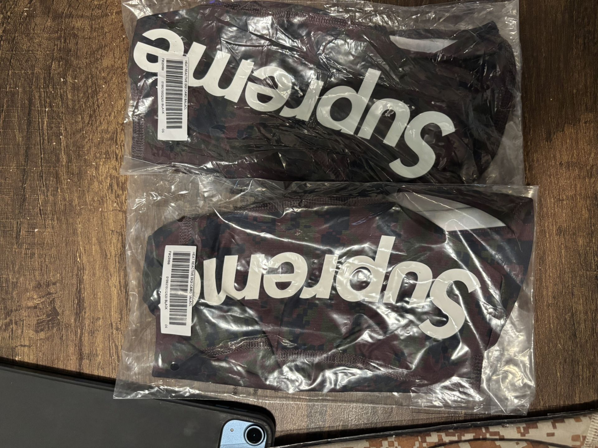 Supreme Heat Reactive Digi Camo Balaclava BLACK