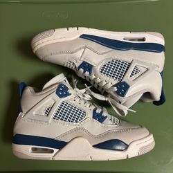 Military Blue Jordan 4