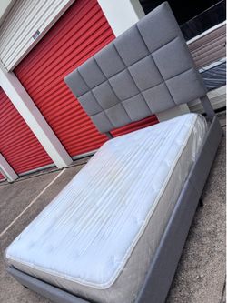 Cama y colchón