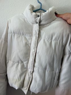White suéter