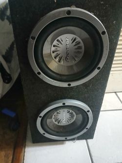 2 10 inch pioneer speakers and box and amp