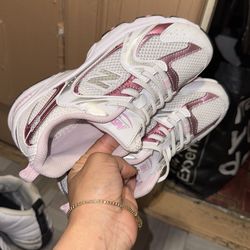 New Balance Pink Size 3