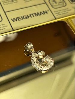G Pendant