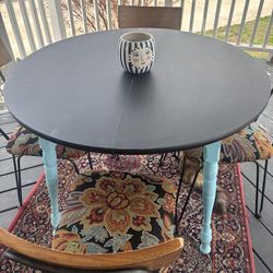 Wood Round Table w 4 mid Century style chairs rug bundle deal
