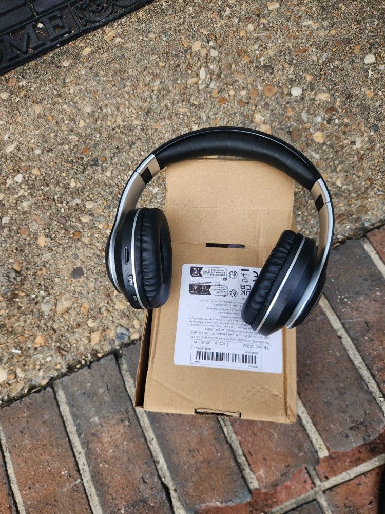 Wireless Headphones