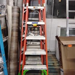Cross Step 6 ft. Fiberglass Leaning Step Ladder (10 ft. Reach), 300 lbs. Load Capacity, Type IA Duty Rating

