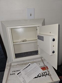 Wall Safe - NEW