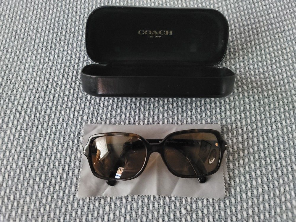 Coach HC 8251 (l 1052 ) lady new without tag Coach Glasses Coach Sunglasses Est 1941 Coach HC 8251 (l  main image 2