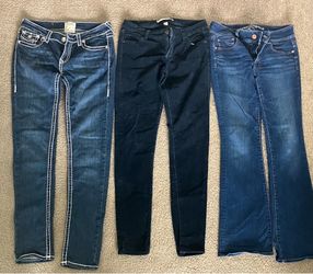 Woman’s Jeans sz. 6 (all 3 pairs for $25)